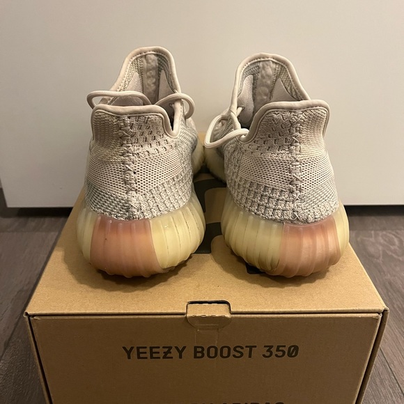 Yeezy boost 350 V2 citrin - Picture 6 of 12